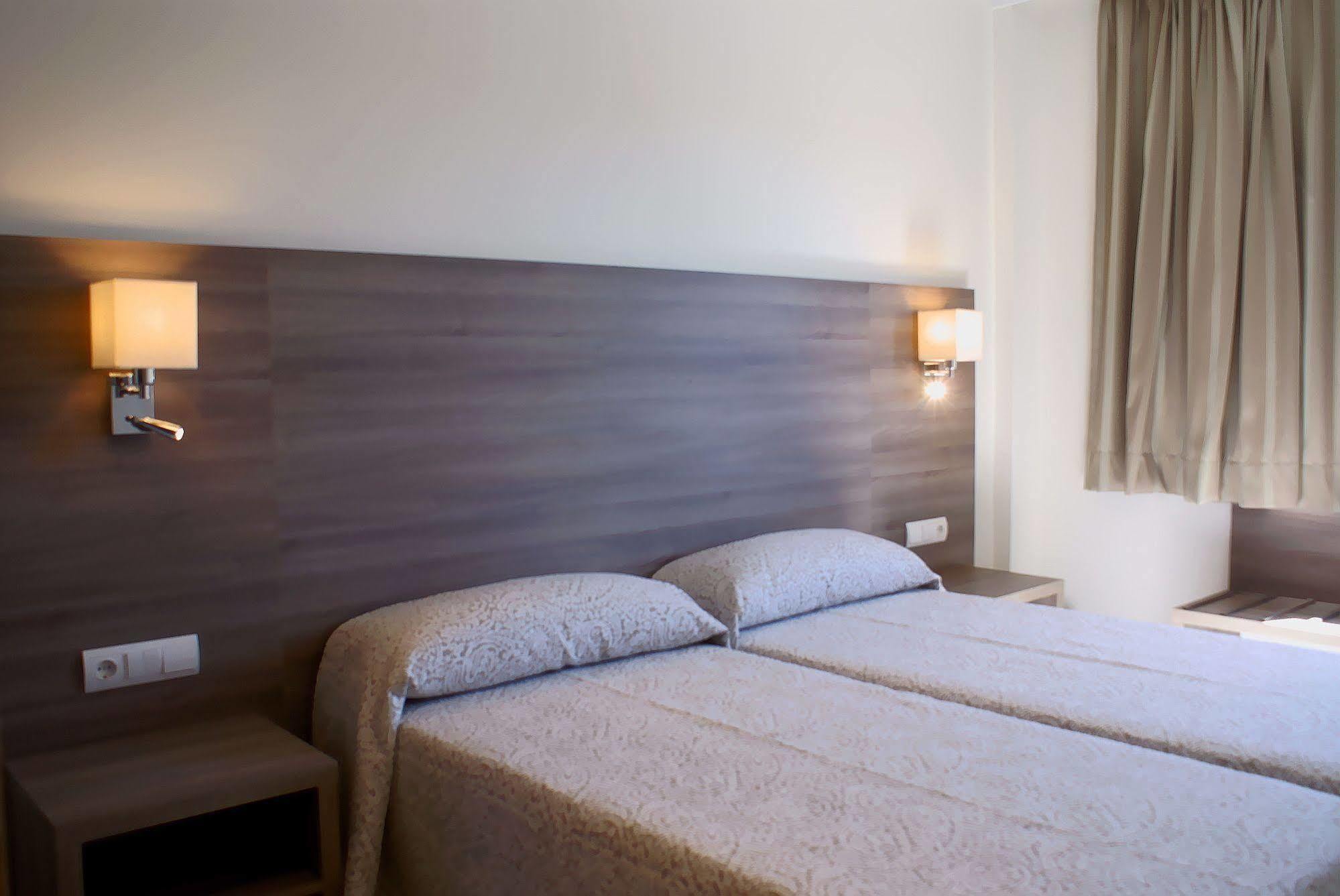 Cabot Tres Torres Apartamentos Playa de Palma  Dış mekan fotoğraf
